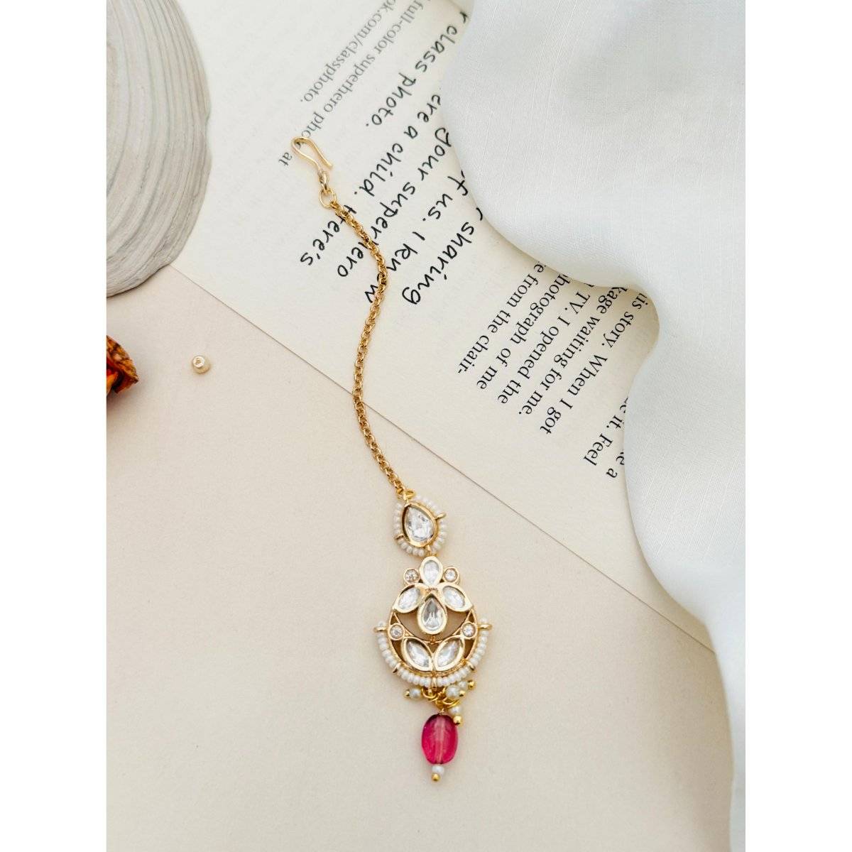 Abdesigns Red Elite Gold Plated Kundan Floral Maangtikka