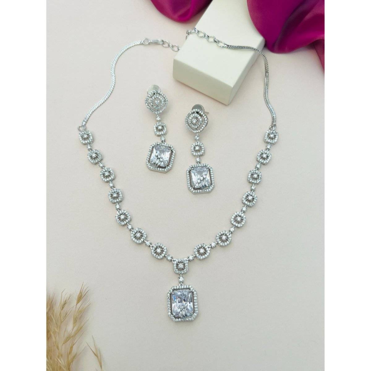 Abdesigns White Stylish Silver Plated American Diamond Necklace Set