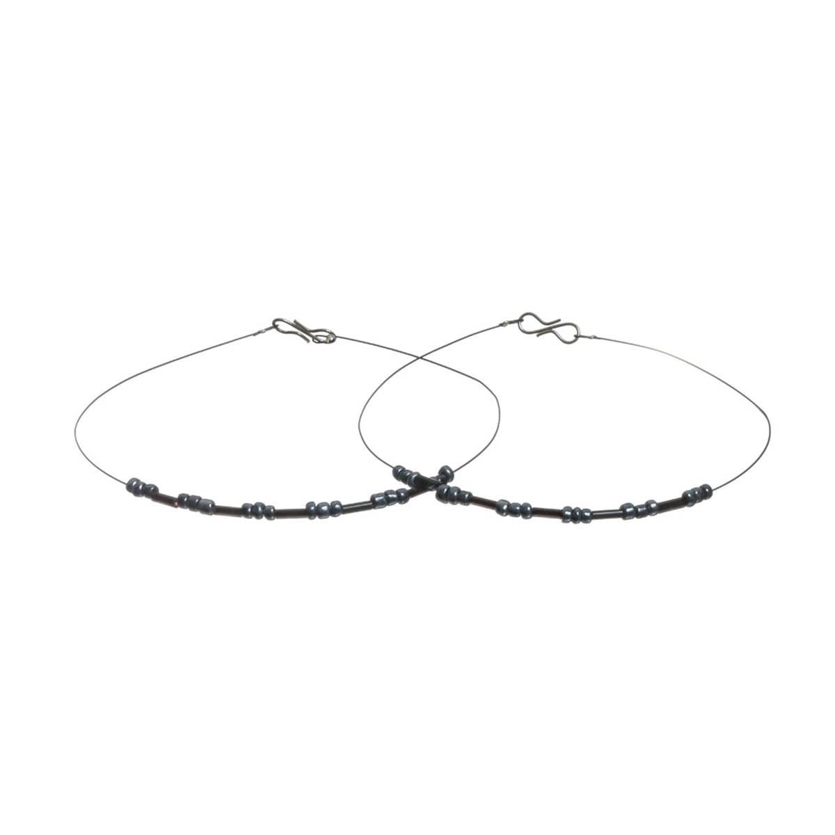 Aatmana Set of 2 Black Handcrafted Anklets and 1 Black Stone Ring