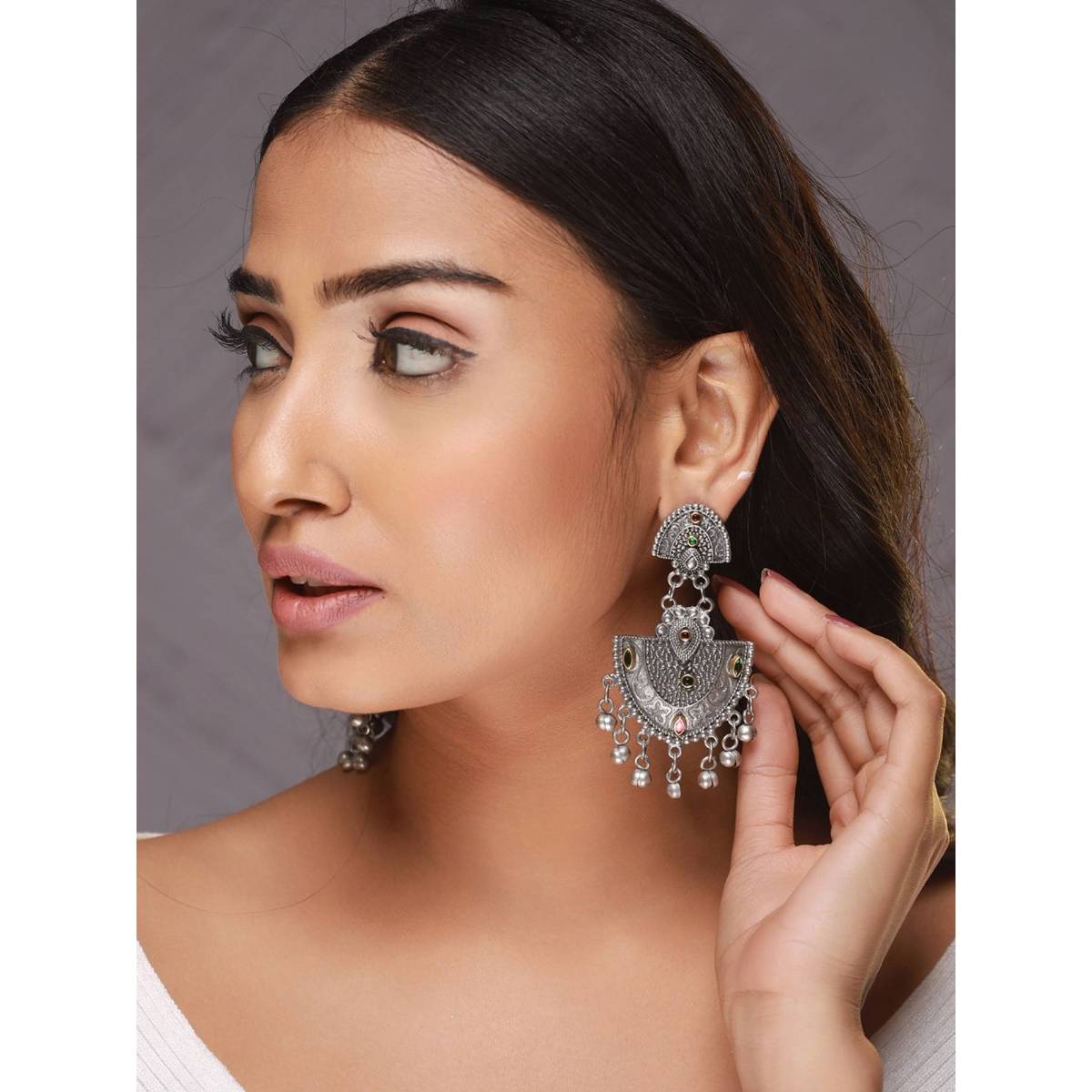 Aatmana Silver Toned Red and Green Kundan Studded Ghungroo Drop Earrings · One Size