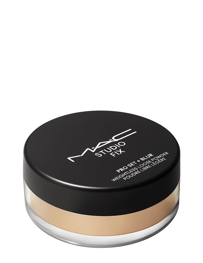 M.A.C Studio Fix Pro Set + Blur Weightless Loose Powder - Medium (1 gms)