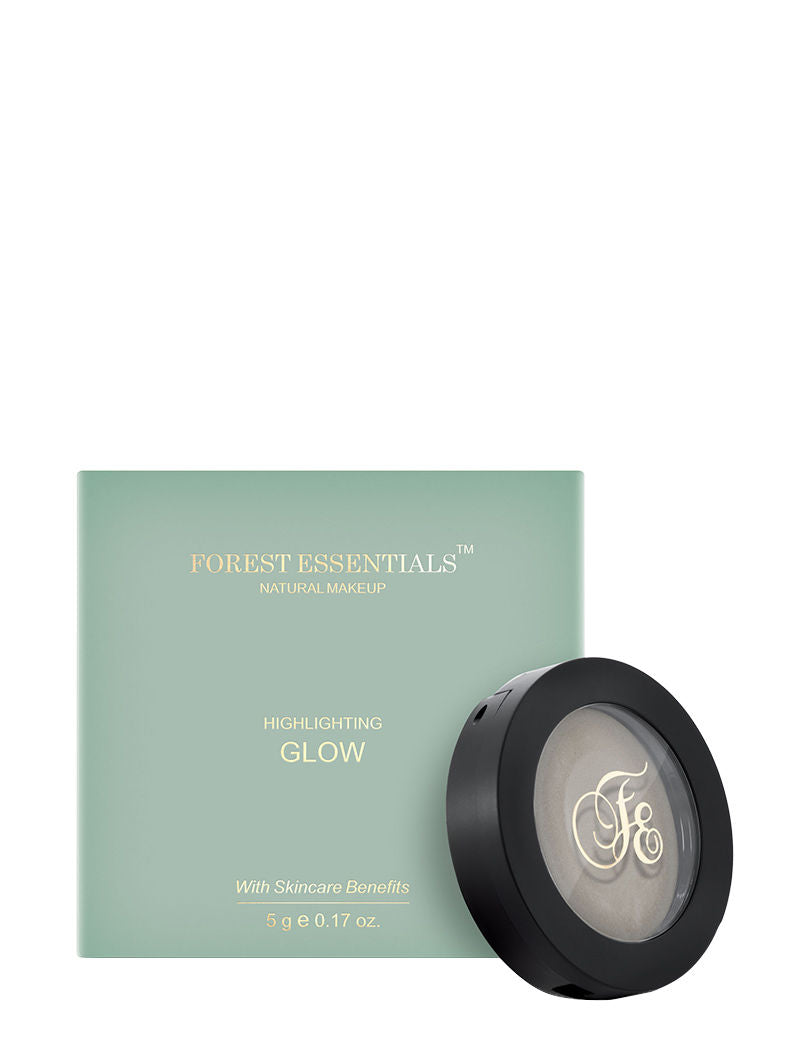 Forest Essentials Highlighting Glow Silver Mukta - Natural Organic Highlighter for Cheeks & Eyes (5 g)