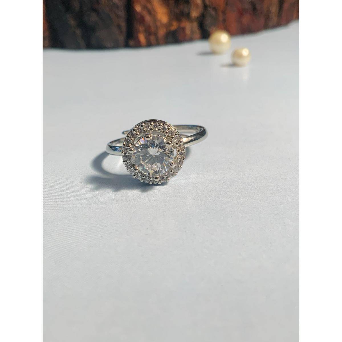 Abdesigns Luxurious High Quality Silver Plated Ring - White