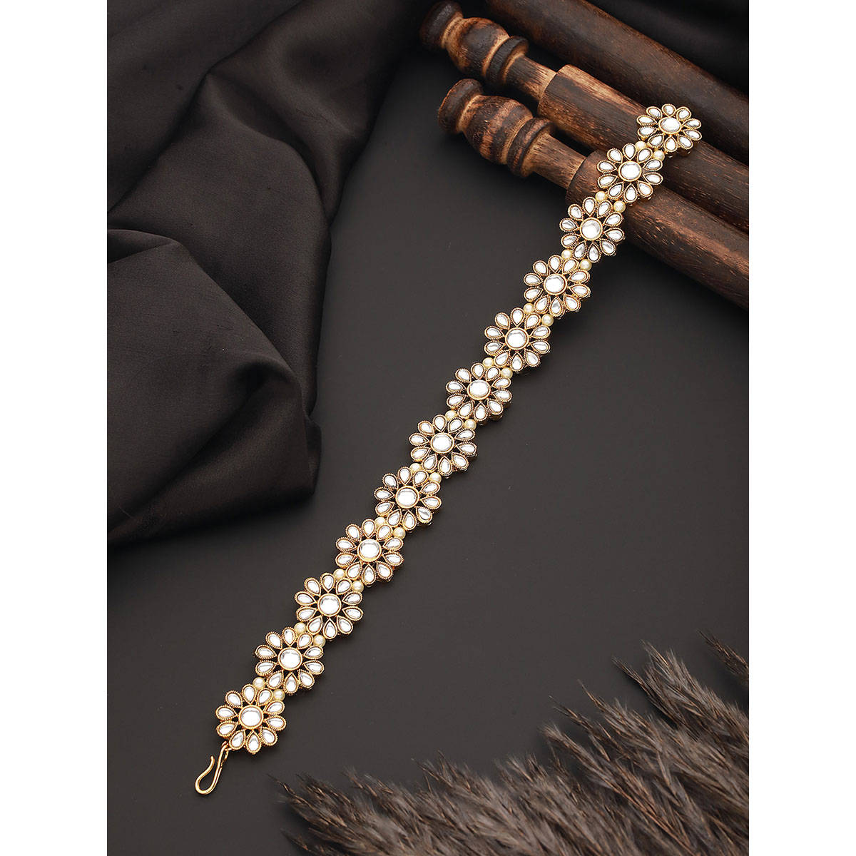 Aatmana White Gold Plating Matthapatti · One Size