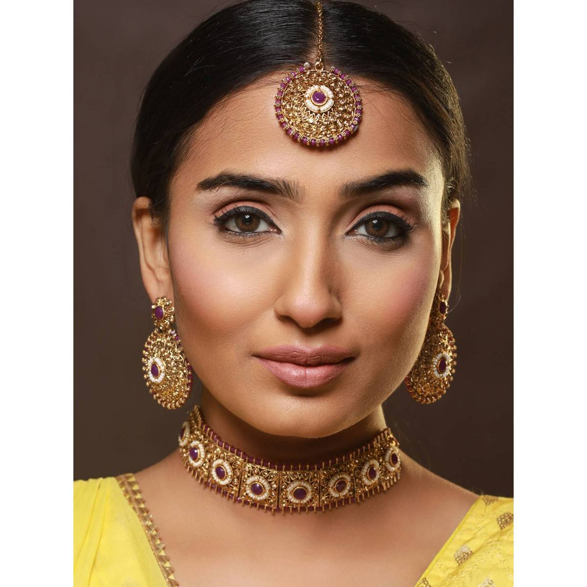 Aatmana Gold Plated Kundan Studded & Beaded Choker Jewellery Set with Maang Tikka