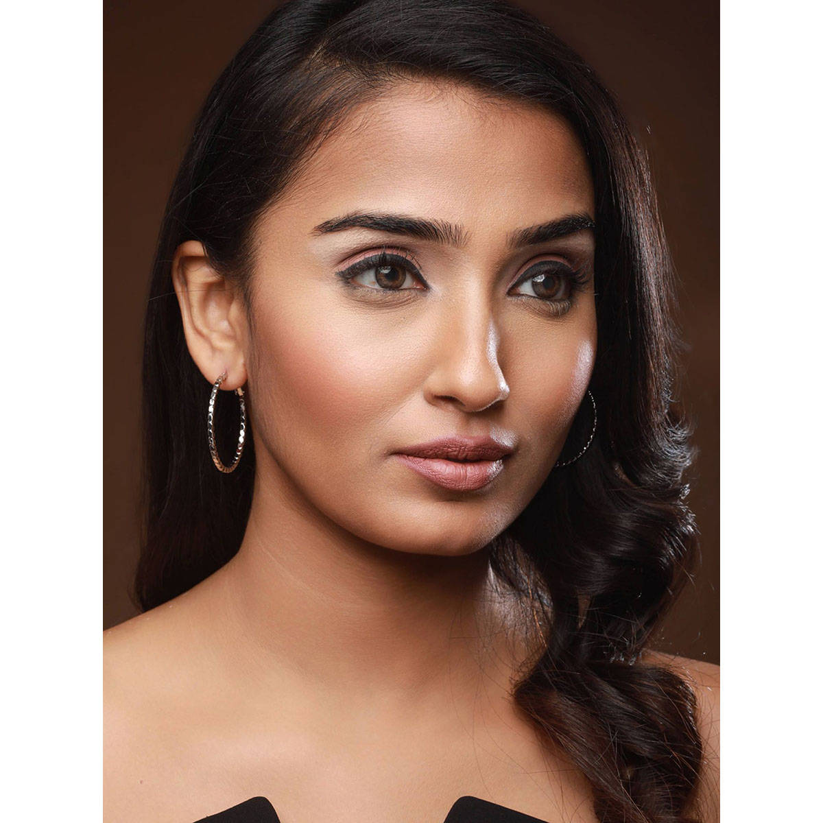 Aatmana Contemporary Silver-Toned Textured Circular-Hoop Earrings