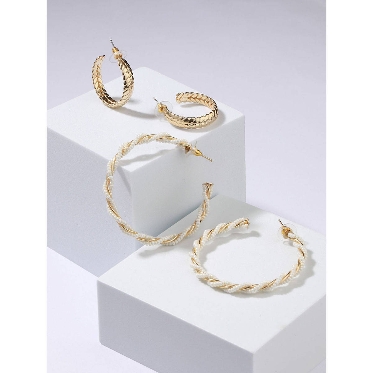 Aatmana Set of 2 Gold plated & Pearl Textured Earrings