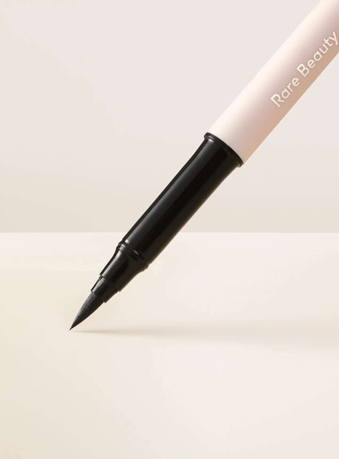 Rare Beauty - Perfect Strokes Matte Liquid Liner (Black)