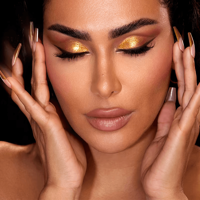 Huda Beauty - Empowered Eyeshadow Palette (16.8g)