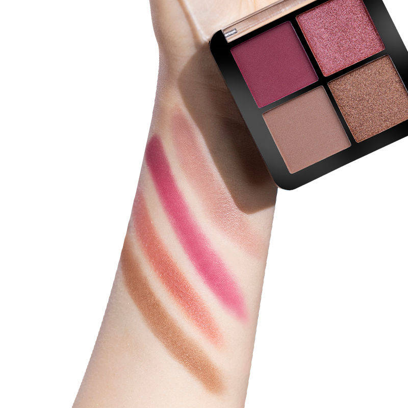 Nykaa Cosmetics Eyes On Me! 4-in-1 Quad Eyeshadow Palette