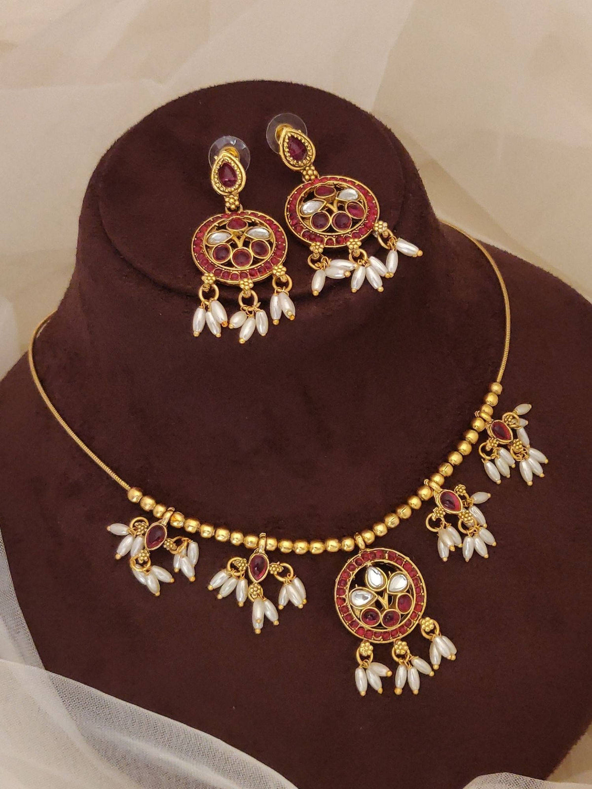 Abdesigns Multi-Color Gold Plated Kempstone Round Necklace with Earrings · One Size