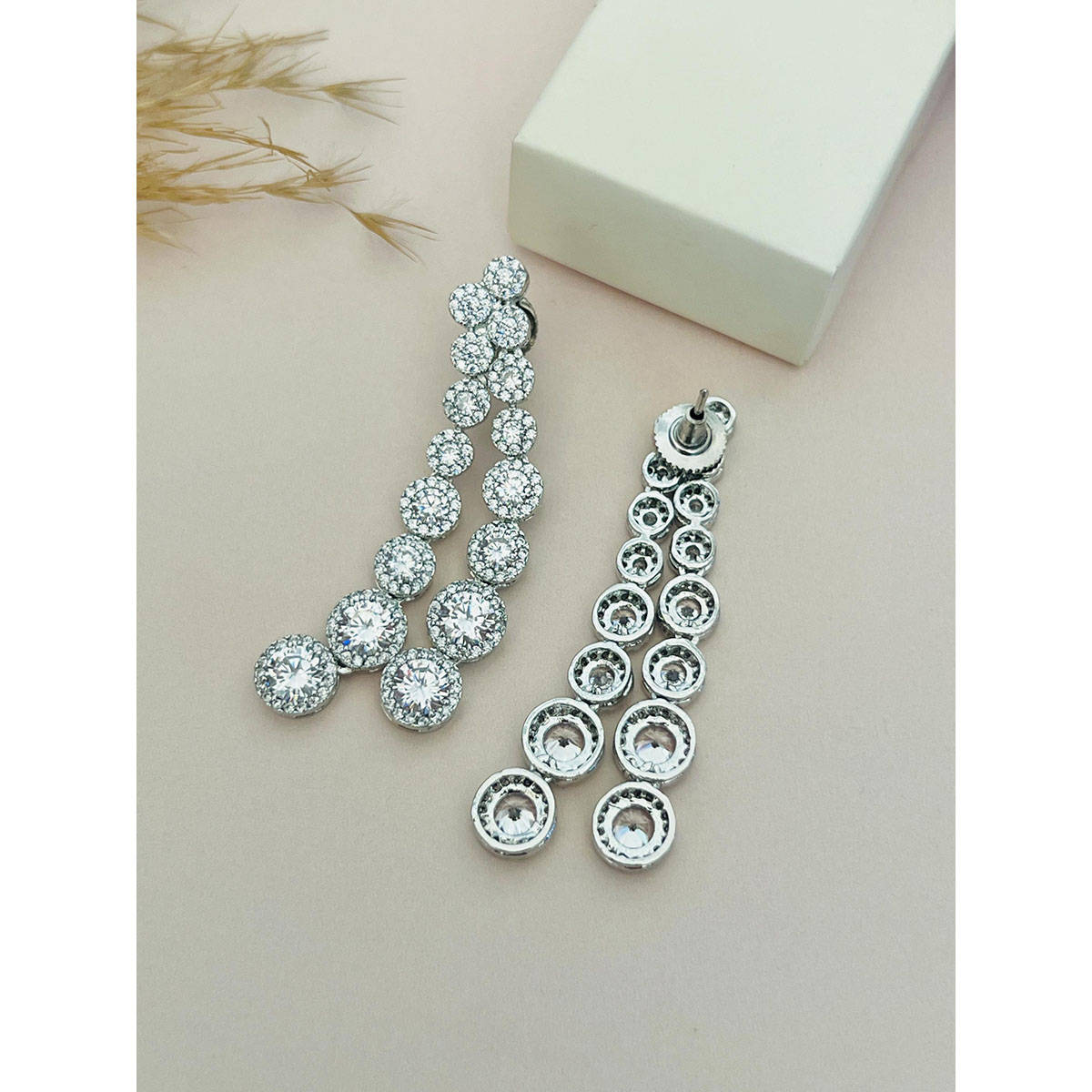 Abdesigns White Enchanting Silver Plated American Diamond Jewellery Set