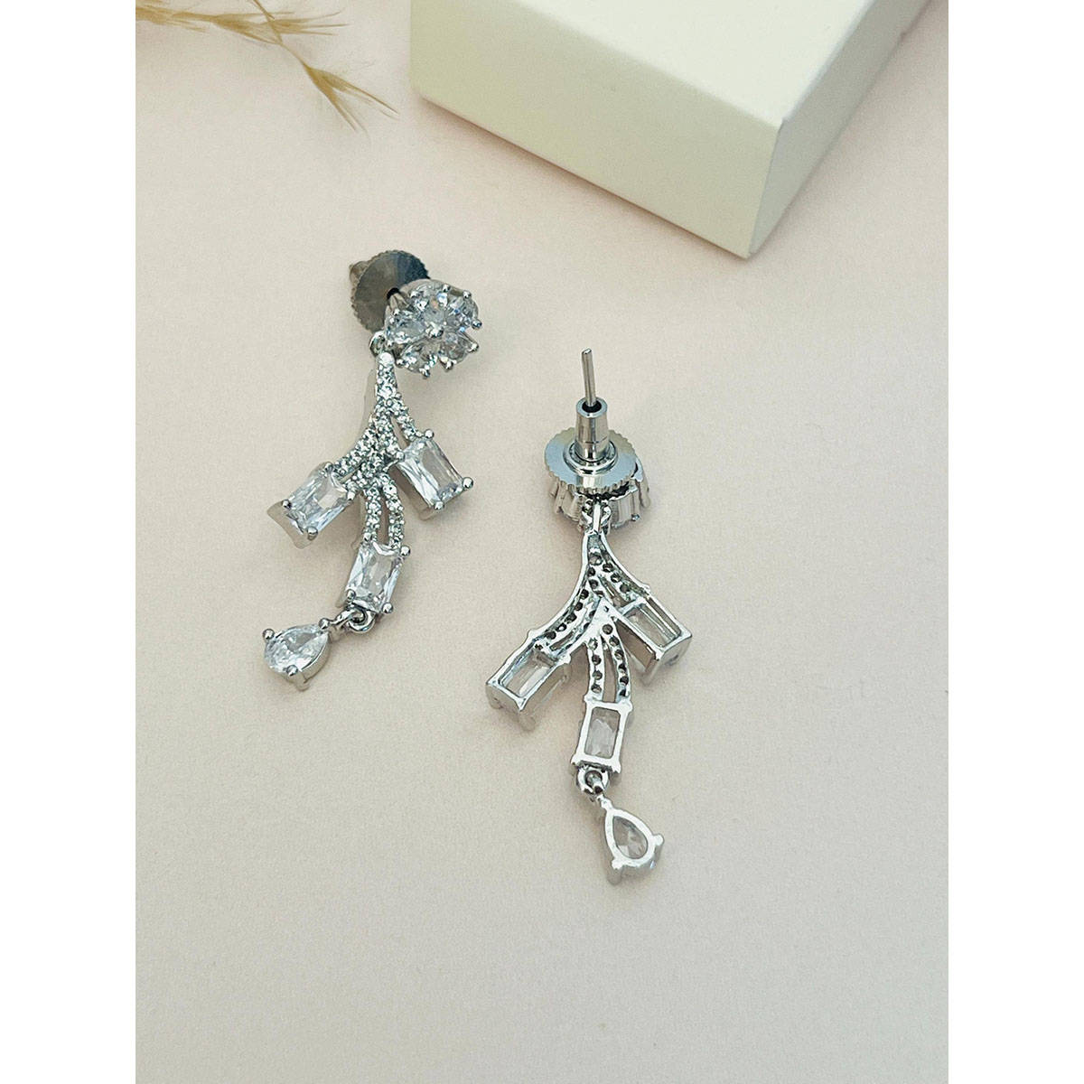 Abdesigns White Silver Plated American Diamond Jewellery Set