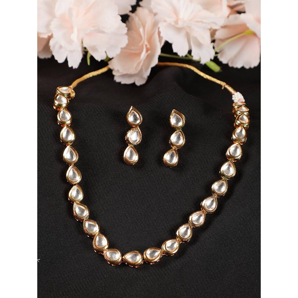 Aatmana Kundan Gold Plated Jewellery Set