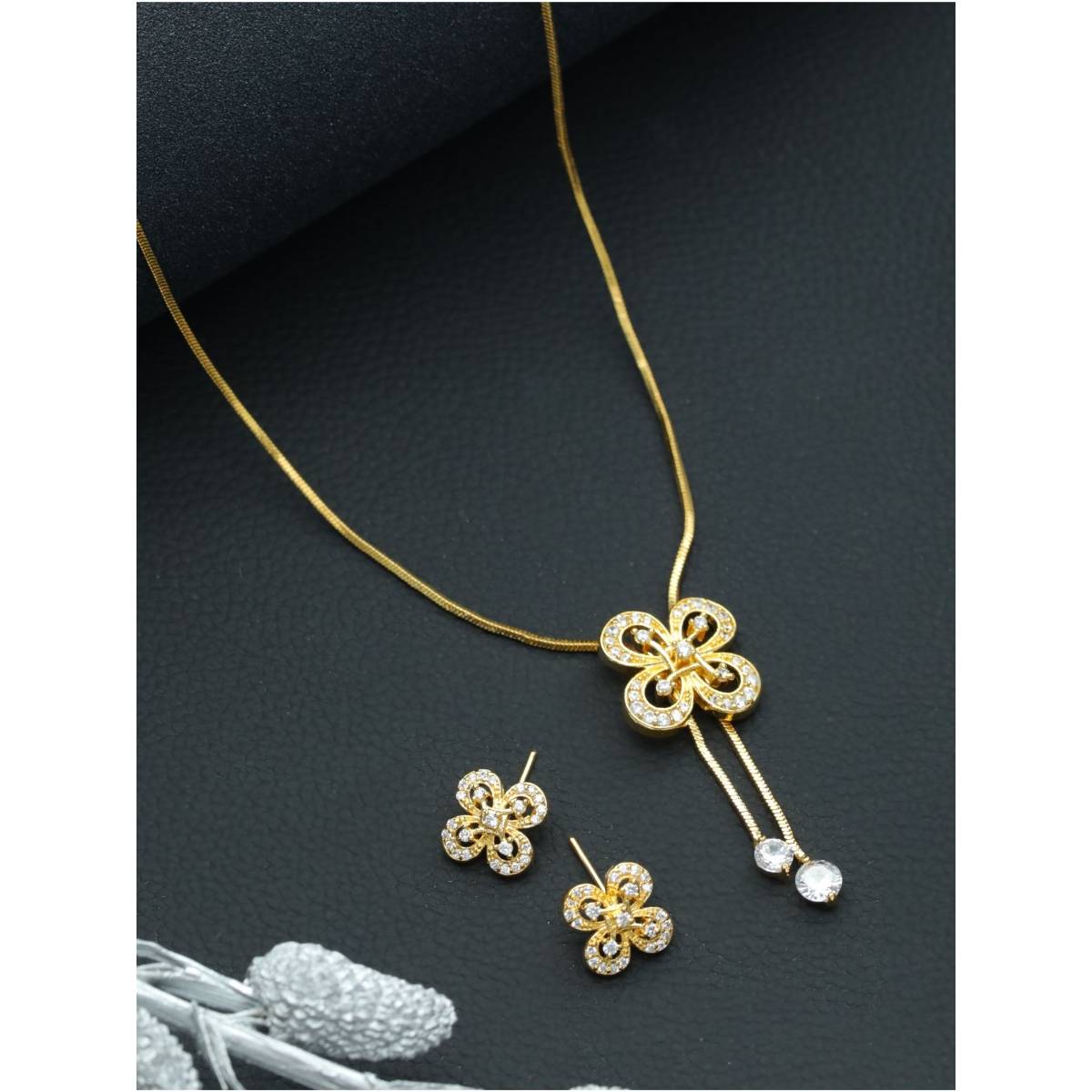 Aatmana Gold Plated Handcrafted Ad Stone Studded Adjustable Jewellery Set