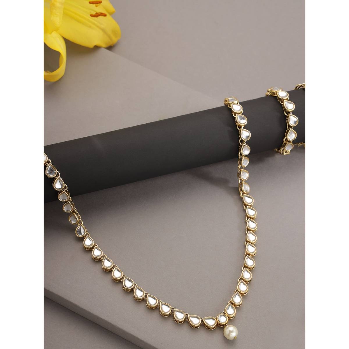 Aatmana Gold Plated White Kundan Studded Waistband · One Size