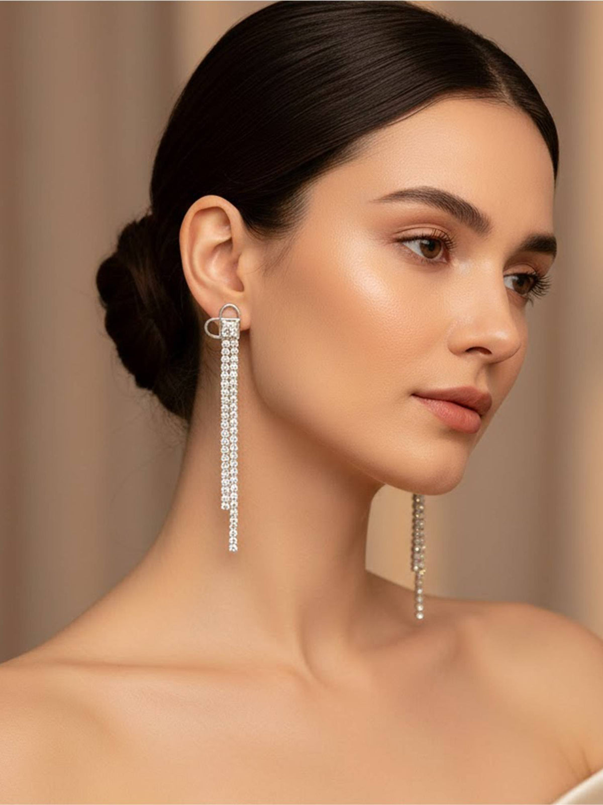 925 SILLER Women Sparkling Heart Cascade Dangler Earrings