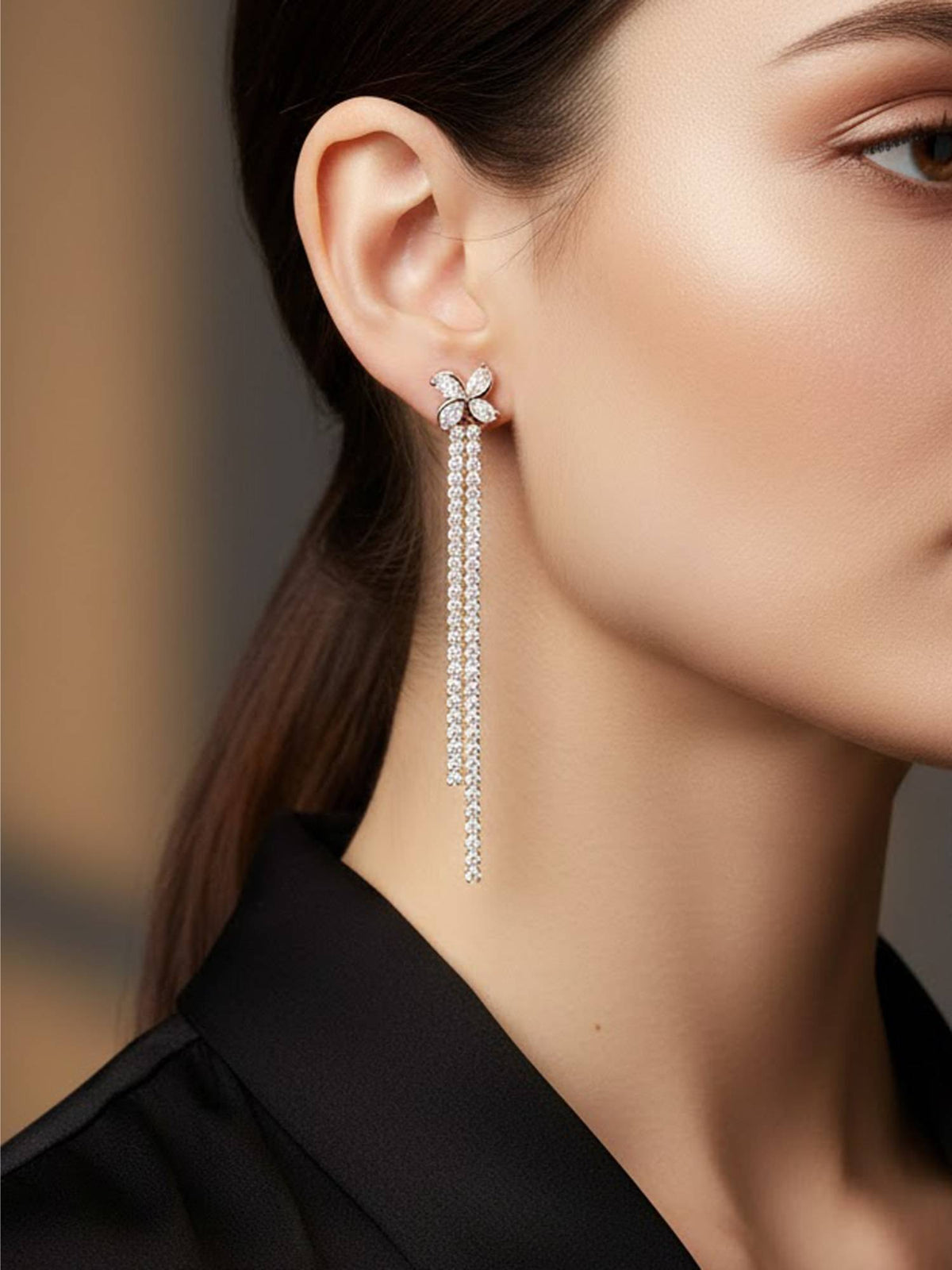 925 SILLER Women Sparkling Petal Tassel Dangler Earrings