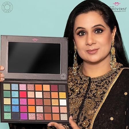 Forever 52 - 40 Color Luminous Eyeshadow Palette (Parul Garg Collection) Multicolured [PGE]