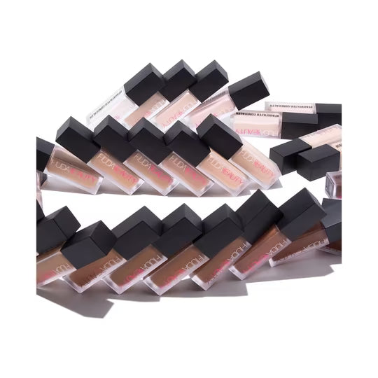 Huda Beauty - FauxFilter Luminous Matte Stick Foundation (9g)