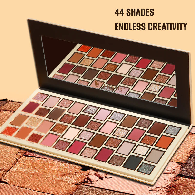 Character Cosmetics - 44 Pro Creations 44 Colors Eyeshadow Palette (FFE001)