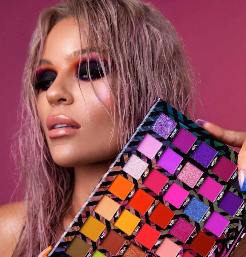 BPerfect  x Stacey Marie – Carnival  III Love Tahiti PALETTE