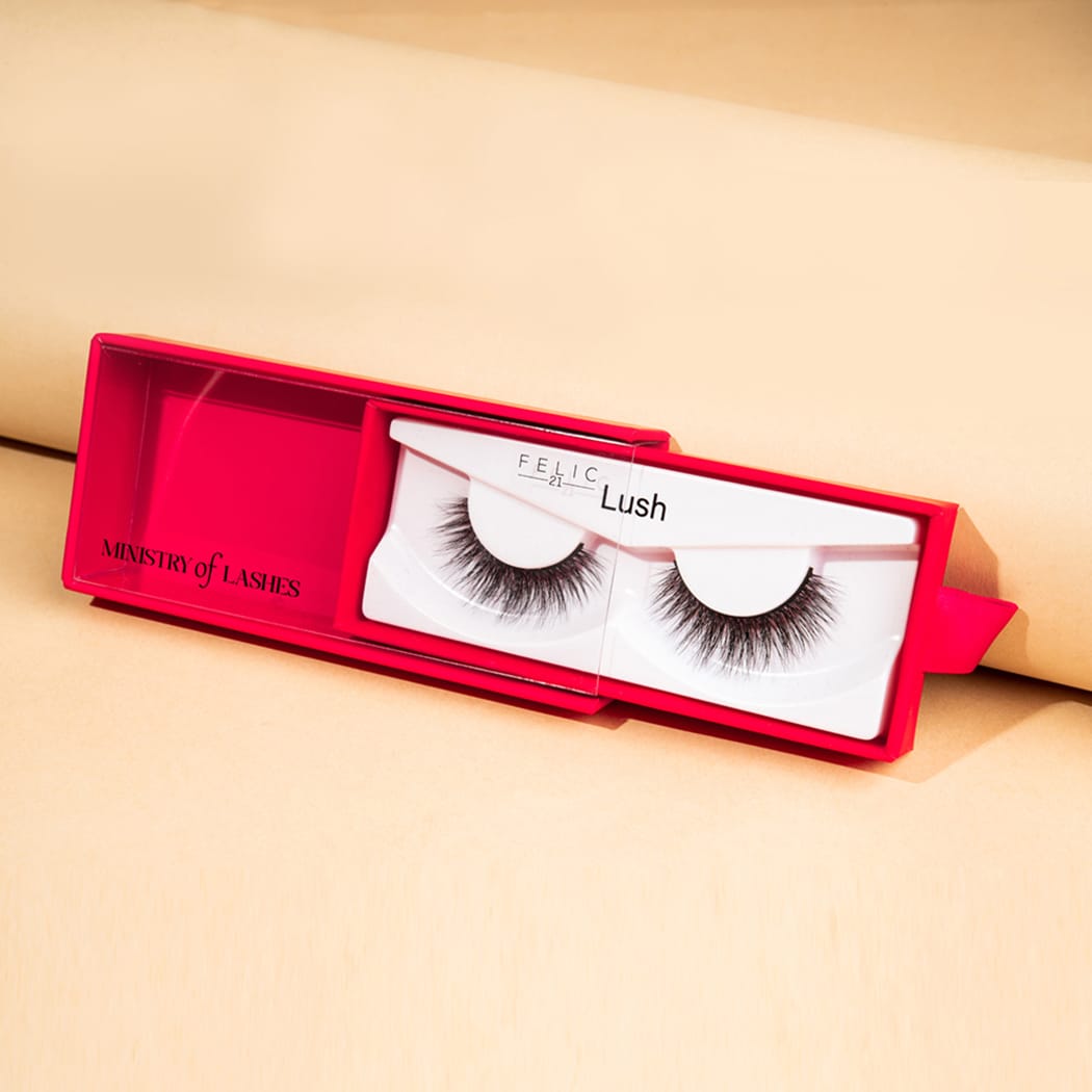 FELIC – EYELASHES (Lush)