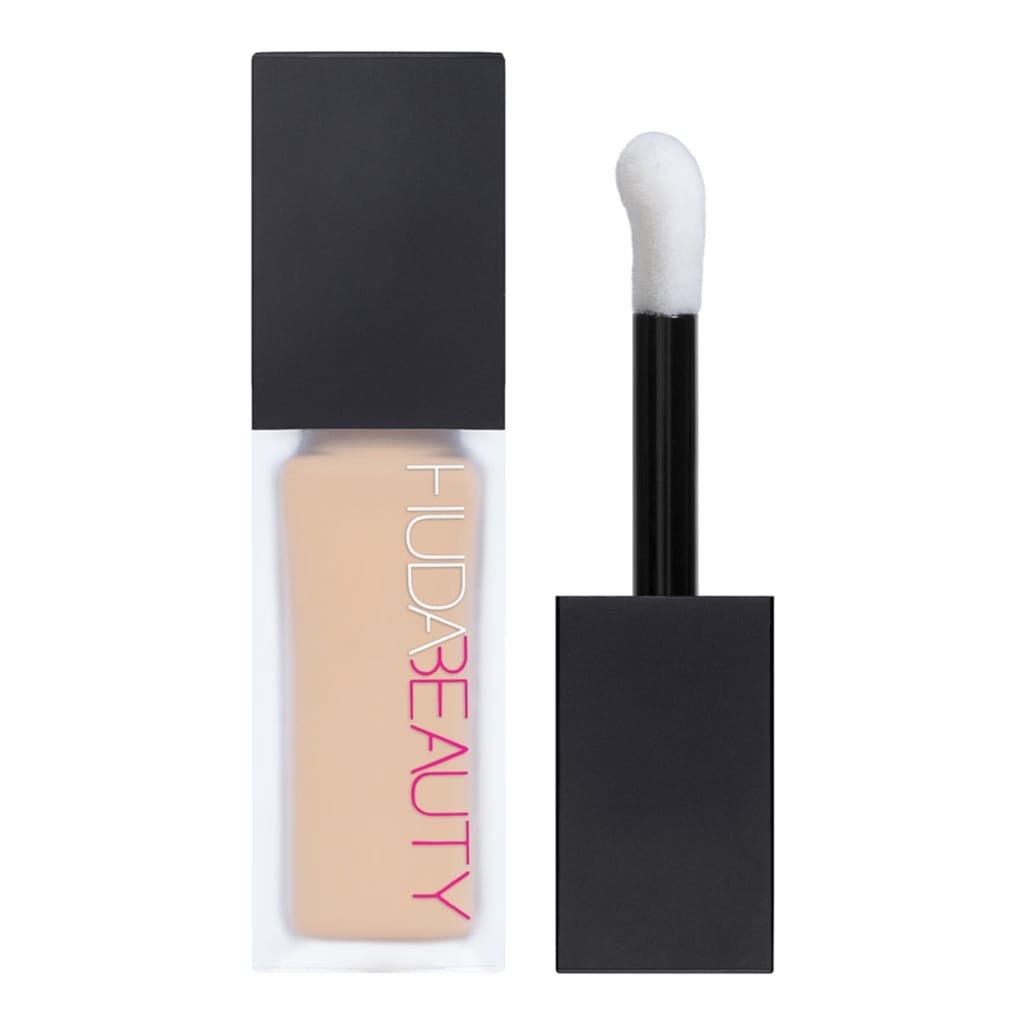 Huda Beauty - Fauxfilter Luminous Matte Concealer (9ML)