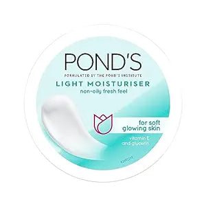 POND'S - Light Moisturiser Non - Oily Fresh Feel With Vitamin E + Glycerine (300ml) - BEAUTY BRATS