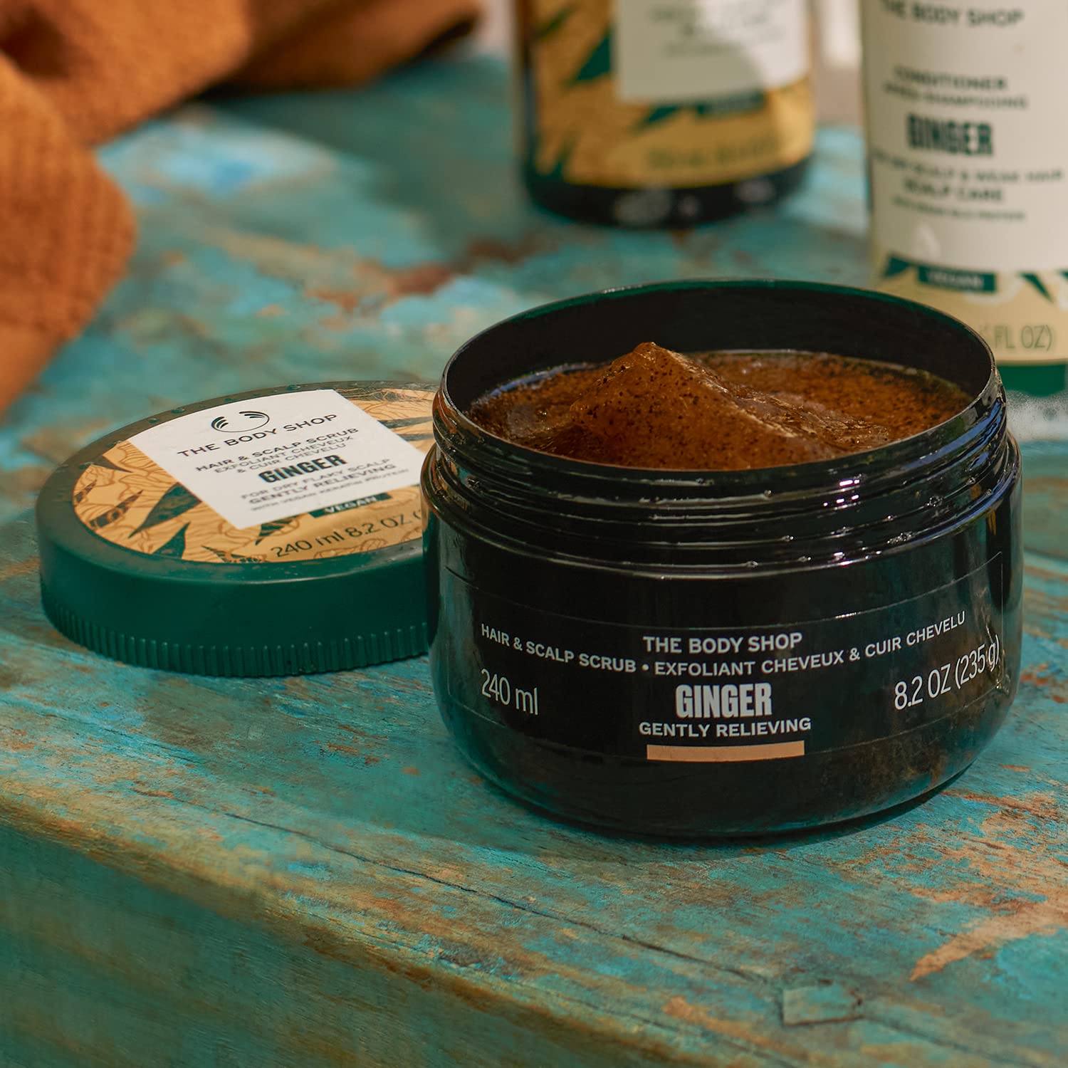 The Body Shop Ginger Hair & Scalp Scrub – Exfoliant for Hair & Scalp – Vegan – 240ml - BEAUTY BRATS