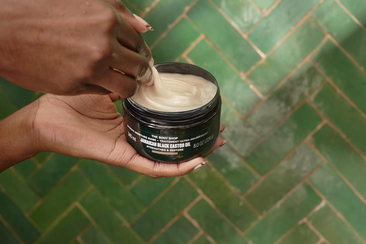 The Body Shop Jamaican Black Castor Oil Hair Mask - Strengthen and Restore For Curls and Coils - Vegan - 8 Oz - BEAUTY BRATS