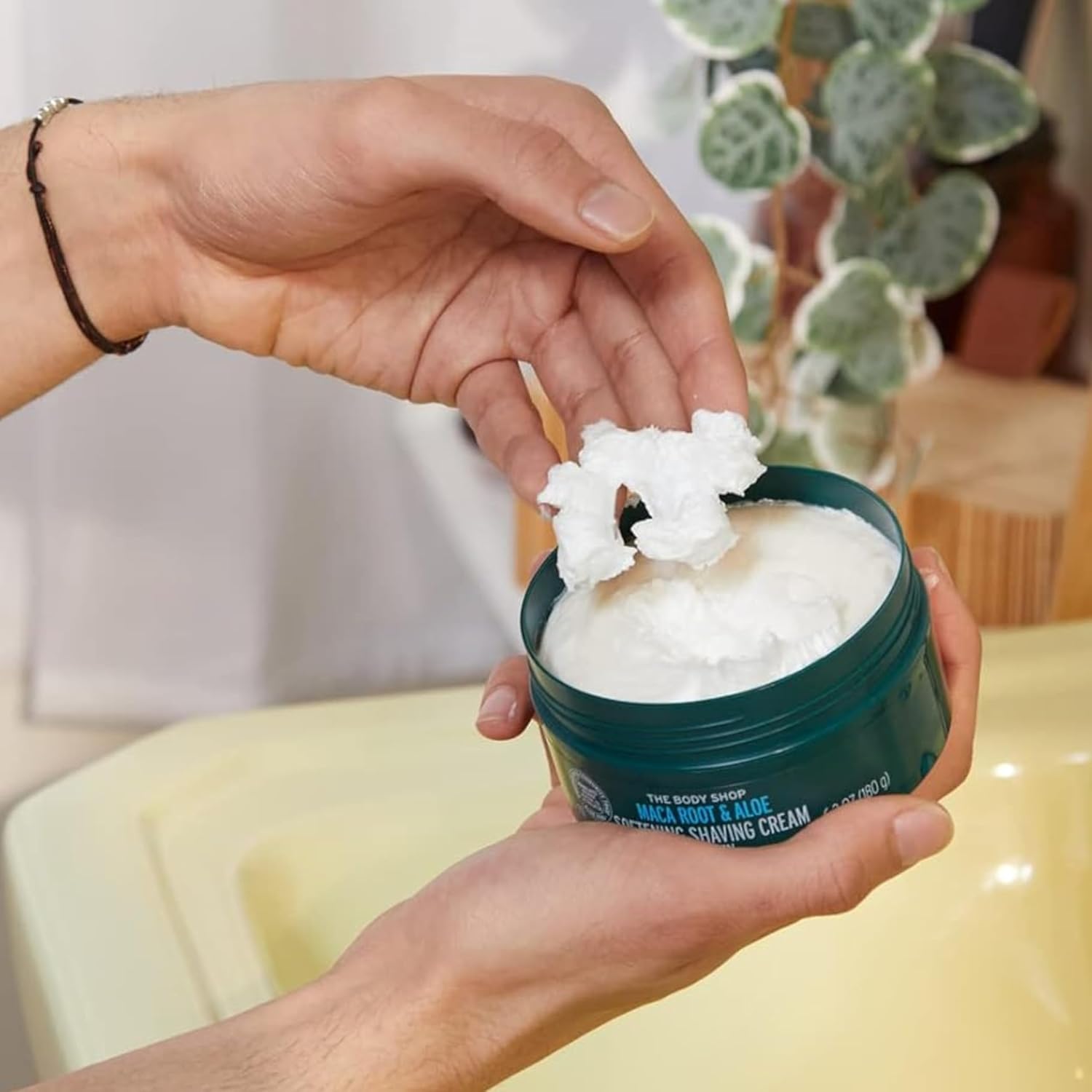 The Body Shop Maca Root & Aloe Softening Shaving Cream for Men, 6.7 Oz - BEAUTY BRATS
