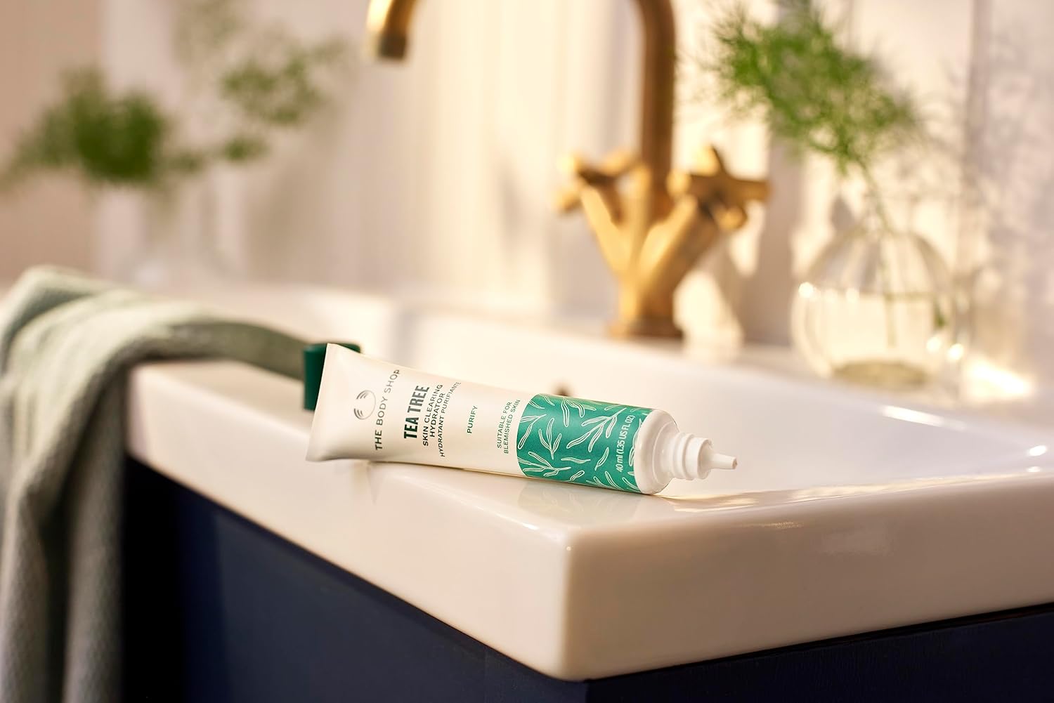 The Body Shop Tea Tree In - Control Hydrator, For Oily, Blemished Skin, Vegan, 1.35 Fl Oz - BEAUTY BRATS