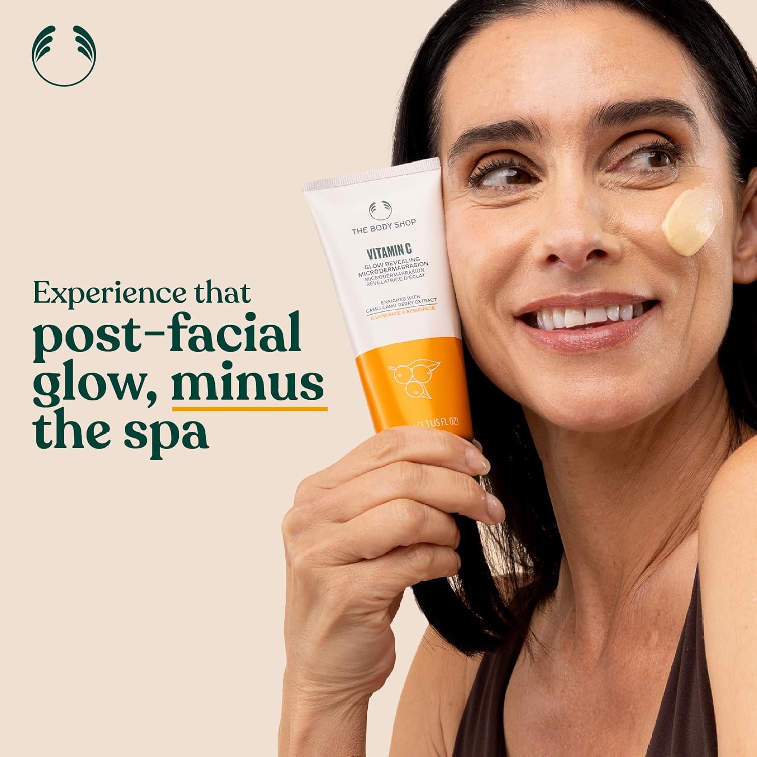The Body Shop Vitamin C Glow Boosting Microdermabrasion – Exfoliation for Tired, Dull Skin – Vegan – 100ml - BEAUTY BRATS