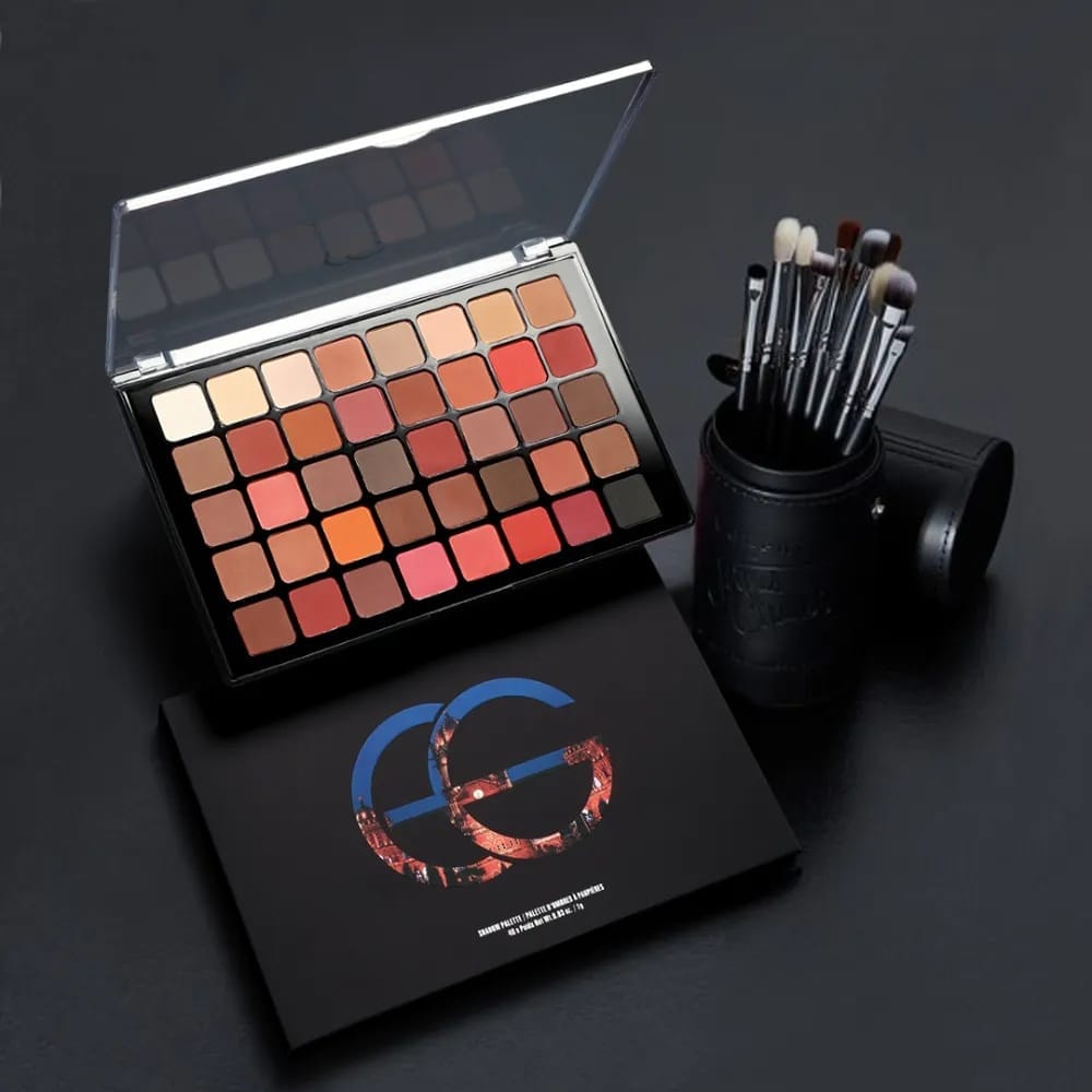 Europe Girl - Warm Tone 40 Shade Eyeshadow Palette (40gm)